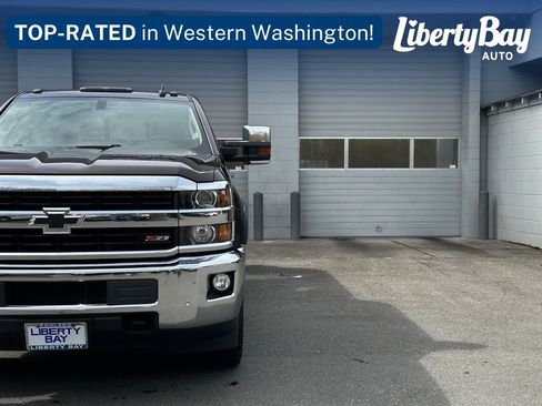 Used 2016 Chevrolet Silverado 2500 LTZ w/ LTZ Plus Package image 2