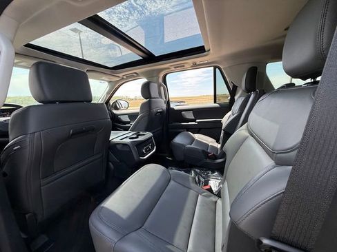 New 2026 Ford Expedition Active AWD/4WD image 30