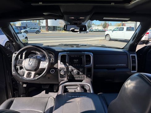 Used 2018 RAM 1500 Limited image 13