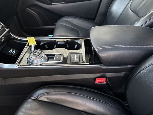 Used 2020 Ford Edge Titanium w/ Equipment Group 301A image 23