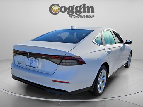 New 2025 Honda Accord LX image 5