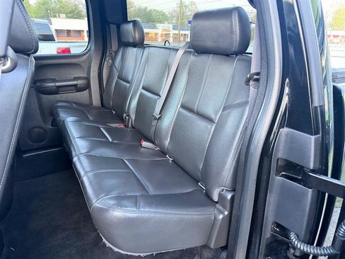 Used 2013 Chevrolet Silverado 1500 LTZ image 17