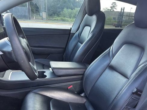 Used 2021 Tesla Model Y AWD image 16