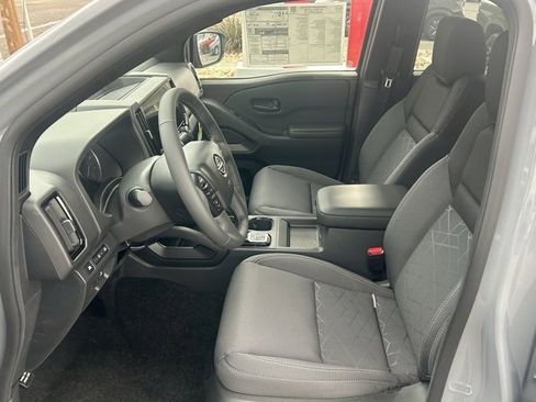 New 2026 Nissan Frontier SV image 7