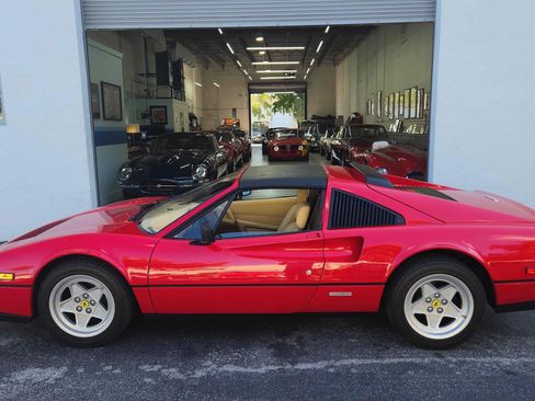 Used 1986 Ferrari 328 GTS image 2