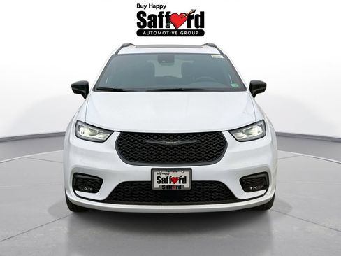 New 2026 Chrysler Pacifica Select w/ S Appearance Package AWD/4WD image 8