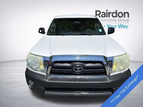 Used 2006 Toyota Tacoma PreRunner RWD image 2