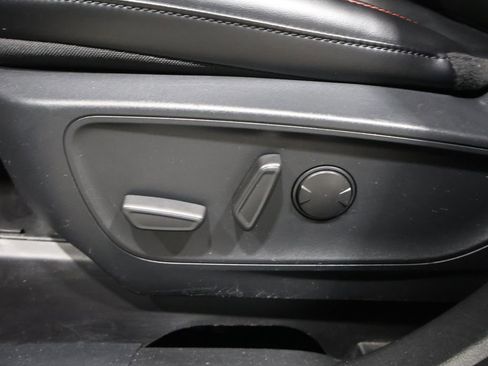 Used 2024 Ford Escape ST-Line image 11