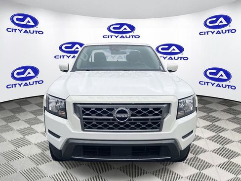 Used 2022 Nissan Frontier SV w/ Technology Package image 8