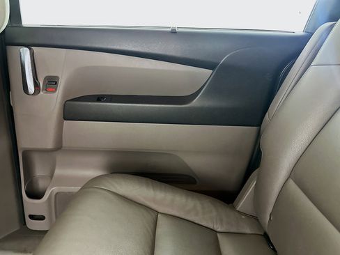 Used 2014 Honda Odyssey EX-L image 32