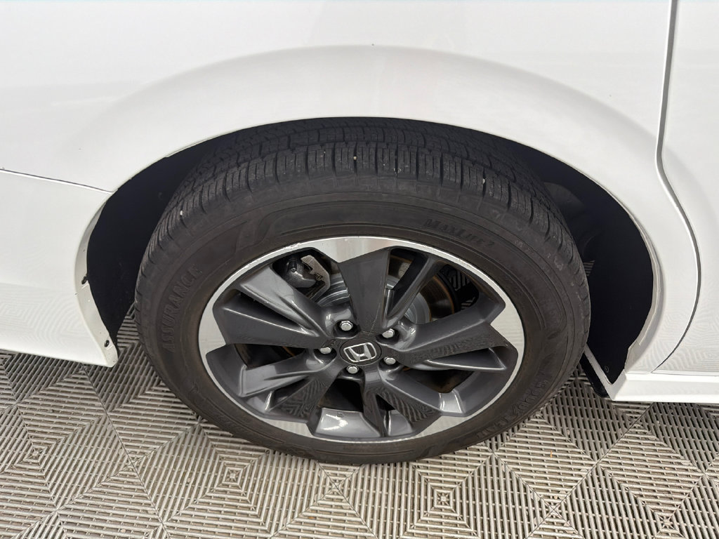Used 2024 Honda Odyssey Elite image 18