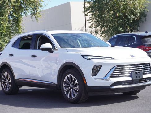 Certified 2025 Buick Envision Preferred image 4