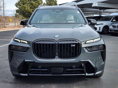 New 2026 BMW X7 M60i image 6