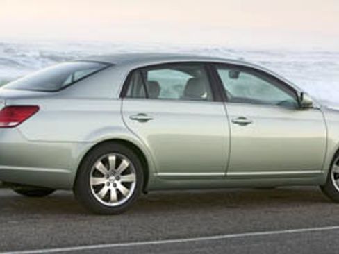 Used 2006 Toyota Avalon XL FWD image 1