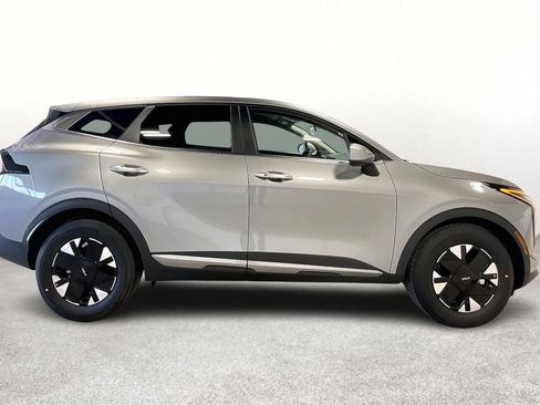 Used 2026 Kia Sportage LX FWD image 8