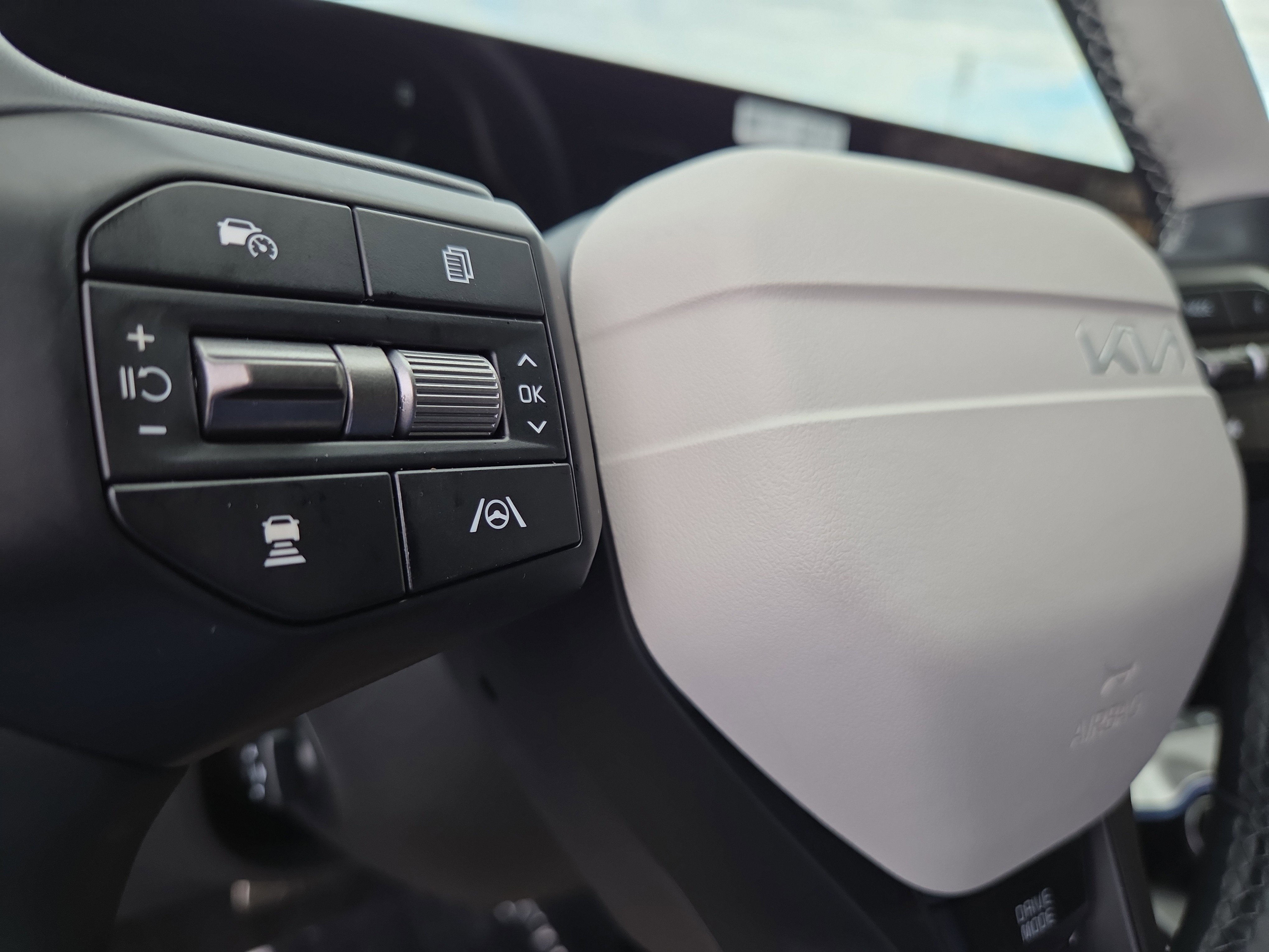 New 2025 Kia EV6 GT-Line RWD image 12