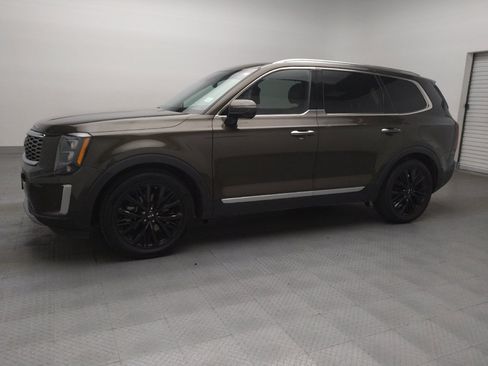 Used 2020 Kia Telluride SX w/ SX Prestige Package AWD/4WD image 2