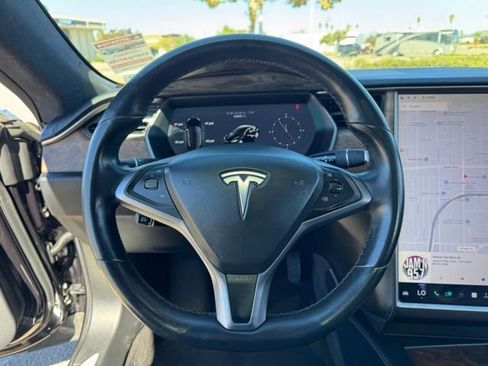 Used 2018 Tesla Model S 100D image 8