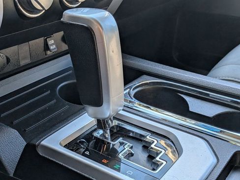 Used 2015 Toyota Tundra SR5 image 14