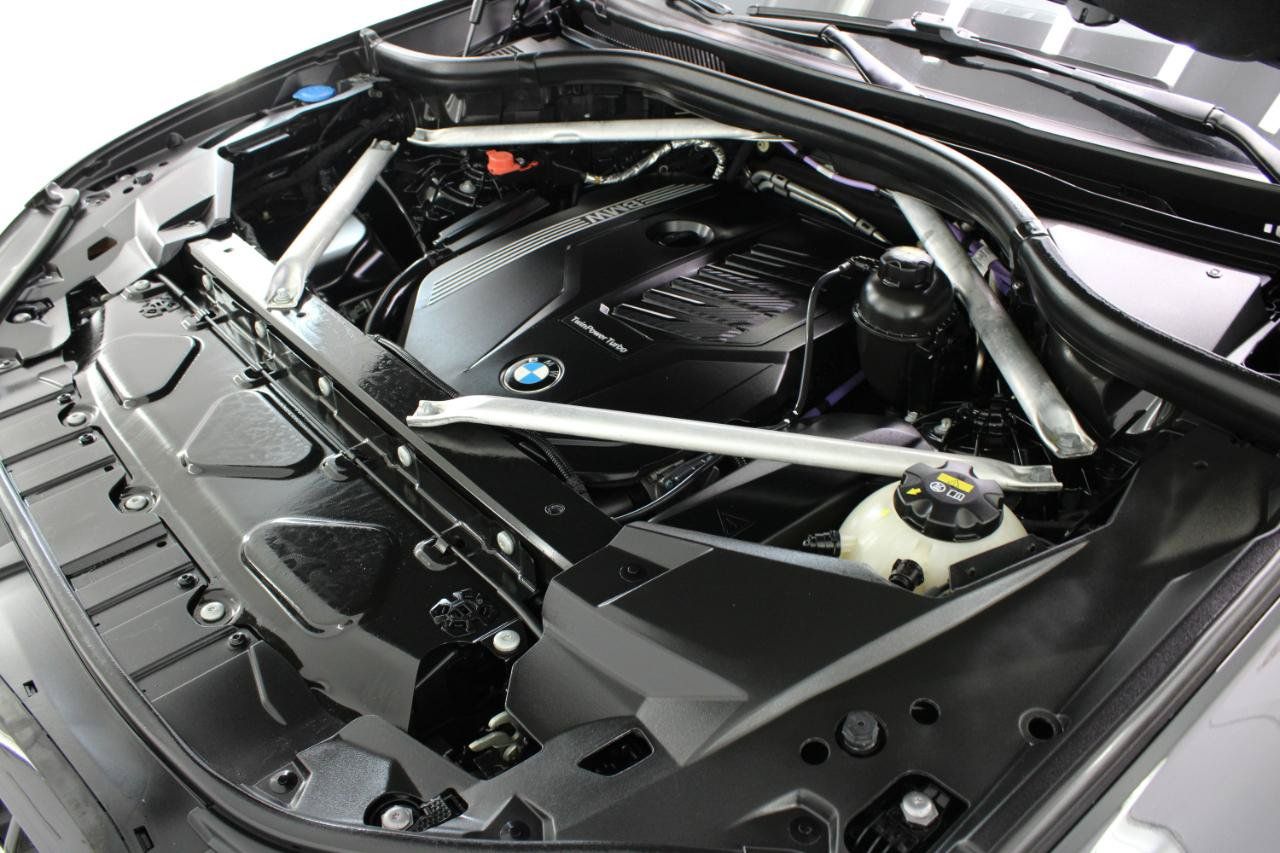 Used 2022 BMW X5 xDrive40i w/ M Sport Package AWD/4WD image 78