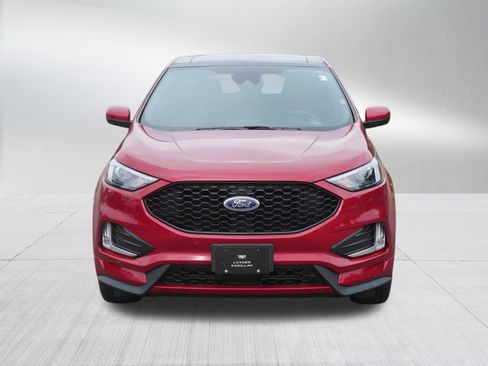 Used 2024 Ford Edge ST-Line w/ Class II Trailer Tow Package AWD/4WD image 2