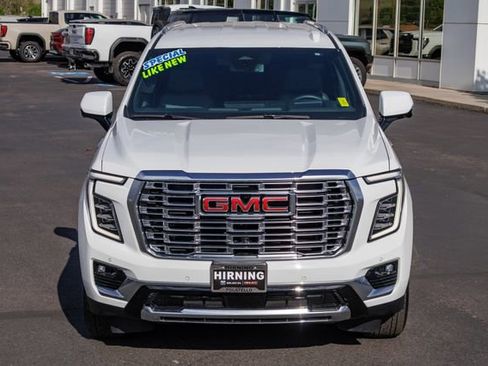 Used 2025 GMC Yukon XL Denali AWD/4WD image 33