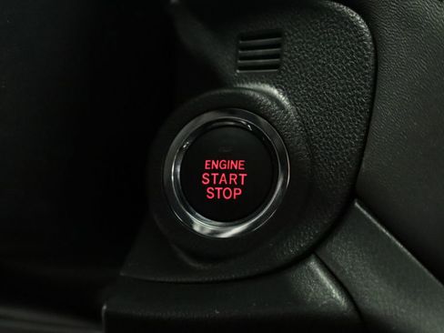 Used 2025 Subaru Outback Premium image 37