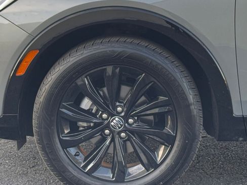 Used 2025 Buick Envista Sport Touring image 28