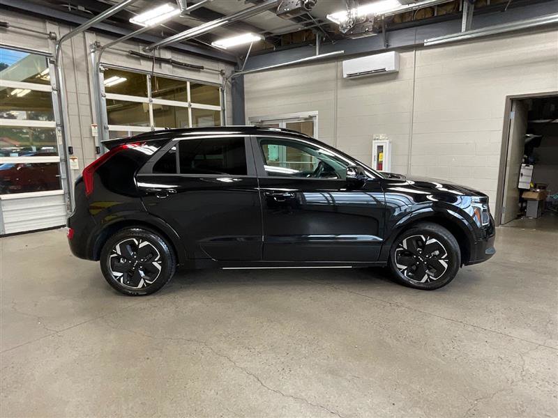 Used 2024 Kia Niro Wind FWD image 6