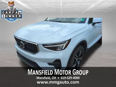 Used 2025 Volvo XC40 B5 Core