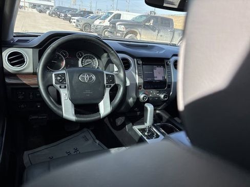 Used 2015 Toyota Tundra Limited image 17