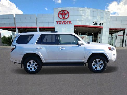 Certified 2024 Toyota 4Runner SR5 Premium image 4