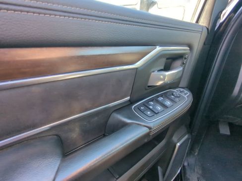 Used 2024 RAM 2500 Laramie w/ Safety Group AWD/4WD image 9