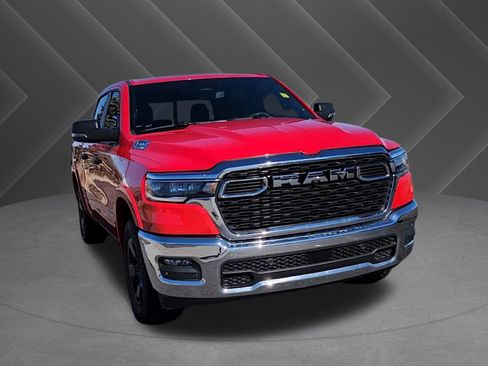Used 2025 RAM 1500 Big Horn AWD/4WD image 5