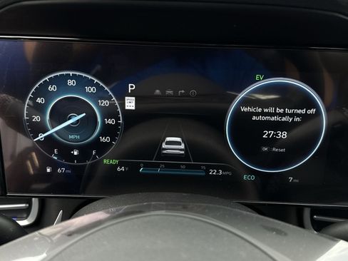 New 2026 Hyundai Elantra Limited FWD image 17