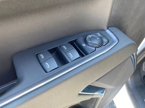 Certified 2024 GMC Sierra 1500 Elevation image 17