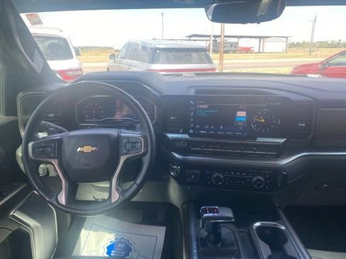 Used 2023 Chevrolet Silverado 1500 High Country w/ High Country Premium Package image 14