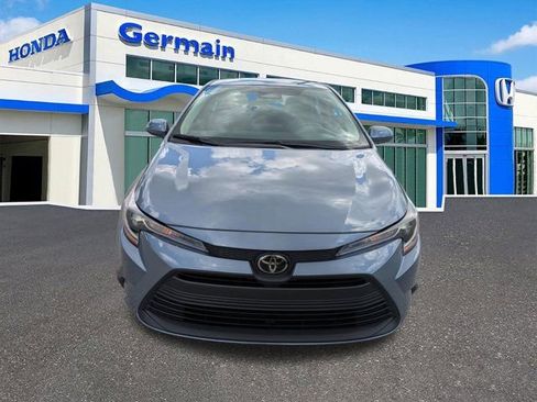 Used 2025 Toyota Corolla LE FWD image 9