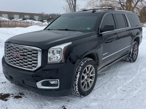 Used 2019 GMC Yukon XL Denali w/ Open Road Package image 2