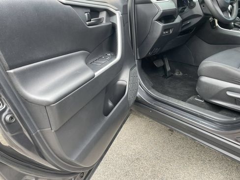 Certified 2024 Toyota RAV4 LE AWD/4WD image 14