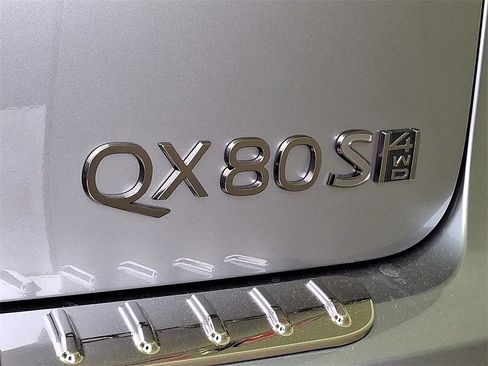 New 2026 INFINITI QX80 4WD w/ Sport Exterior Package image 24