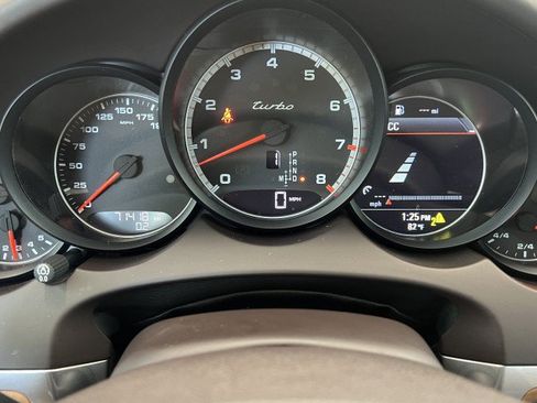 Used 2012 Porsche Cayenne Turbo AWD/4WD image 25