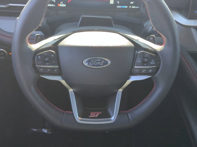 Used 2025 Ford Explorer ST w/ Sun And Sound Package AWD/4WD image 8