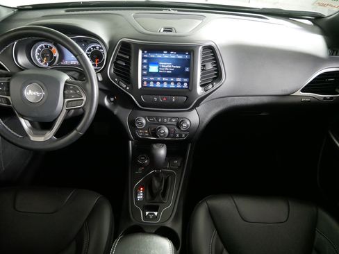 Used 2021 Jeep Cherokee Latitude Lux 80th Anniv w/ Quick Order Package 26U 80TH image 10