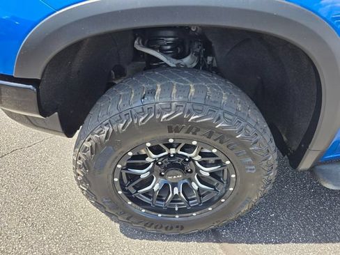 Used 2022 Chevrolet Silverado 1500 ZR2 AWD/4WD image 26