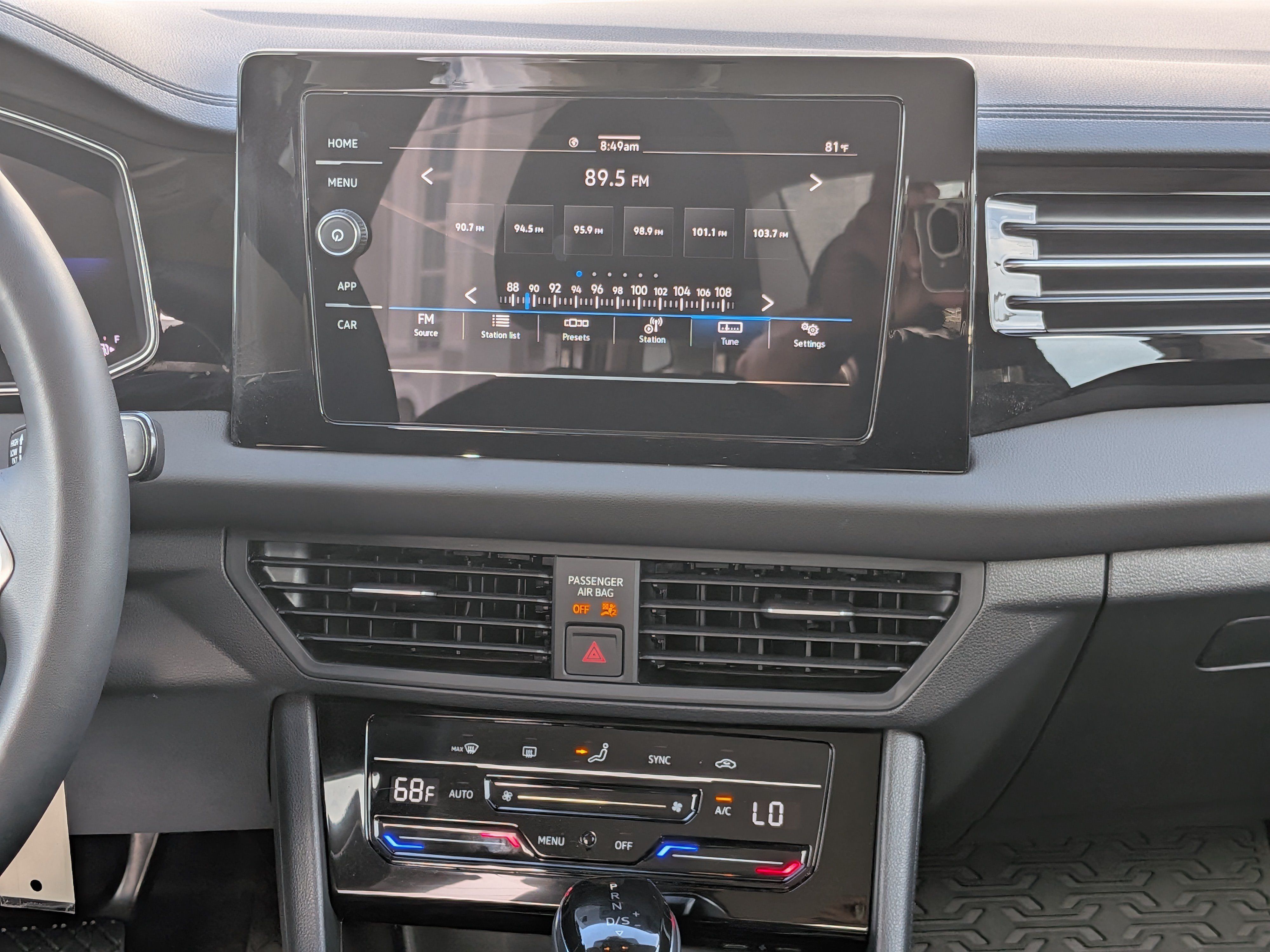 Certified 2025 Volkswagen Jetta S FWD image 16