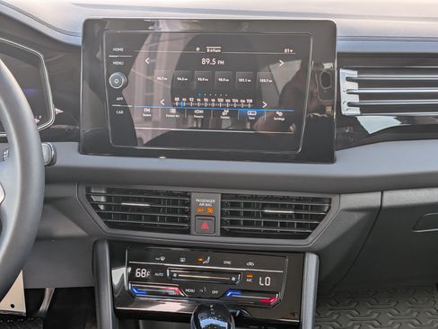 Certified 2025 Volkswagen Jetta S FWD image 16