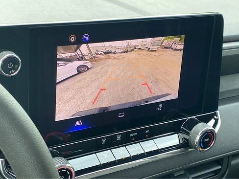 New 2025 Chevrolet Colorado W/T image 8