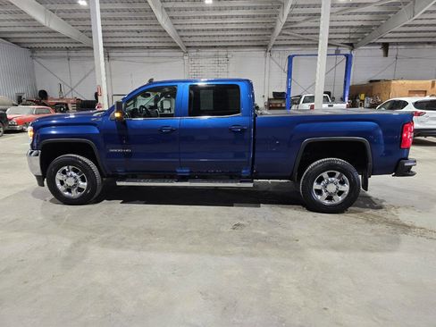 Used 2017 GMC Sierra 3500 SLE w/ SLE Fleet Preferred Package image 6