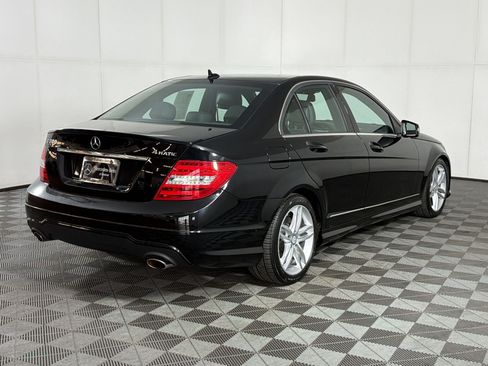 Used 2013 Mercedes-Benz C 300 4MATIC Sedan image 9